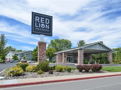 The Red Lion Hotel in Susanville is a clean, beautiful and friendly hotel with business and family style suites available for your convenience.