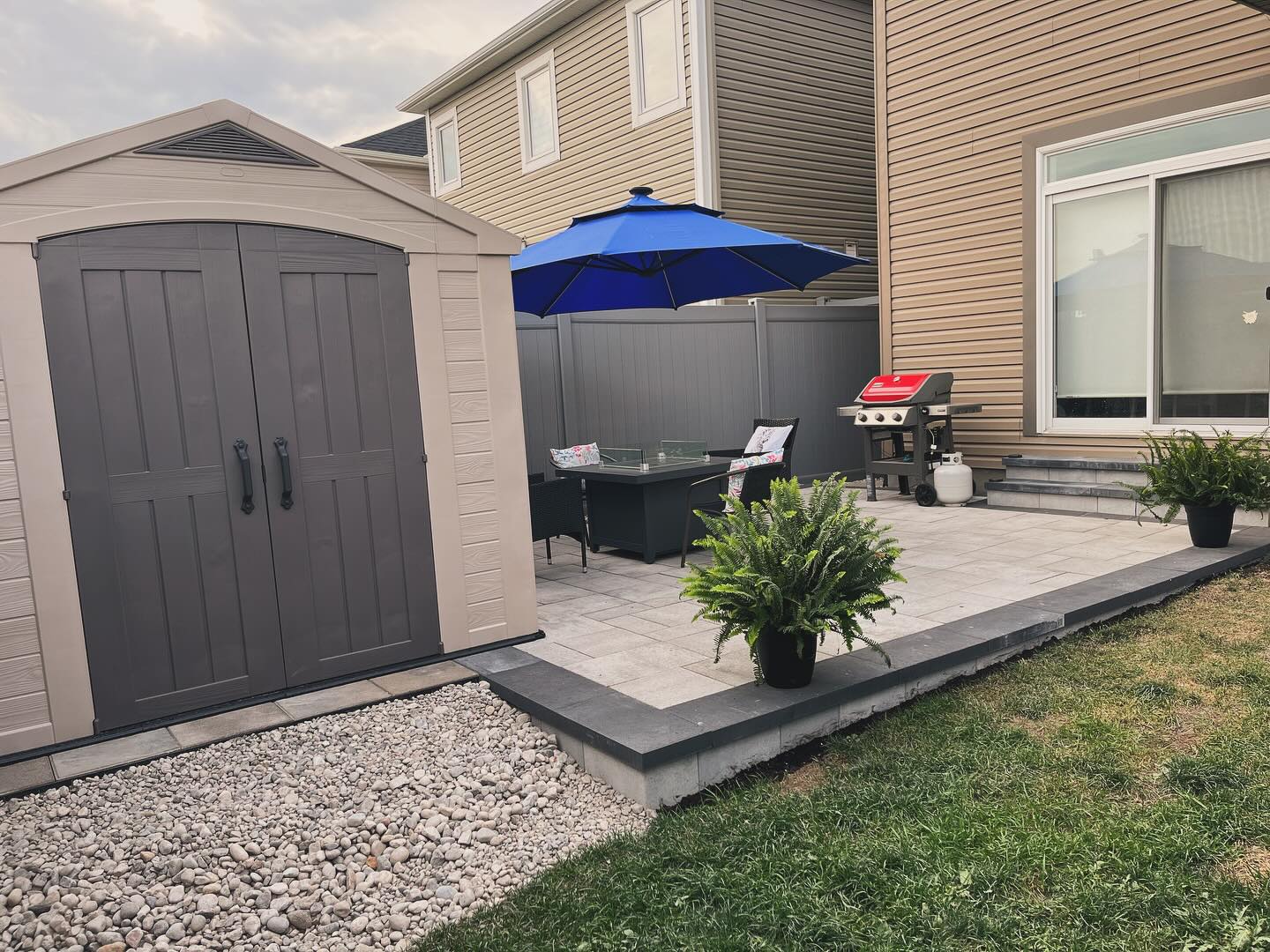 Images Lake Desmarais Landscaping Ltd.