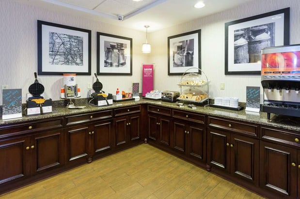 Images Hampton Inn & Suites Jacksonville-Airport