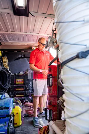 Images RED RHINO - The Pool Leak Experts