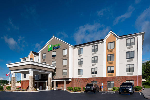 Images Holiday Inn Express Hillsville, an IHG Hotel