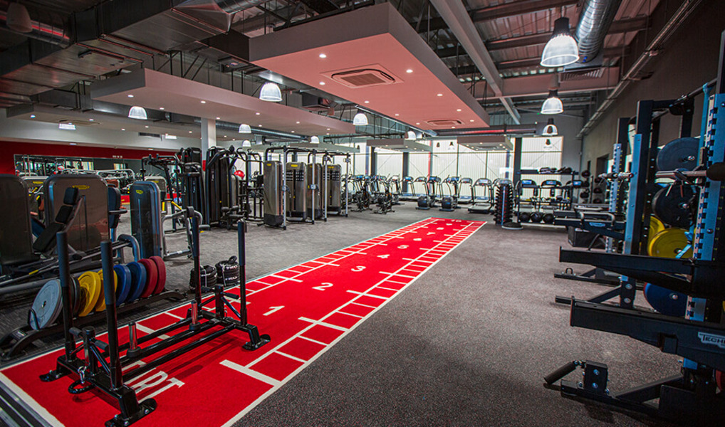 The superb new 130-station gym boasts all the latest equipment from the likes of Technogym. Whether  Alton Sports Centre Alton 01420 540040