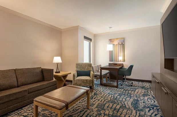 Images Embassy Suites by Hilton Tampa Downtown Convention Center
