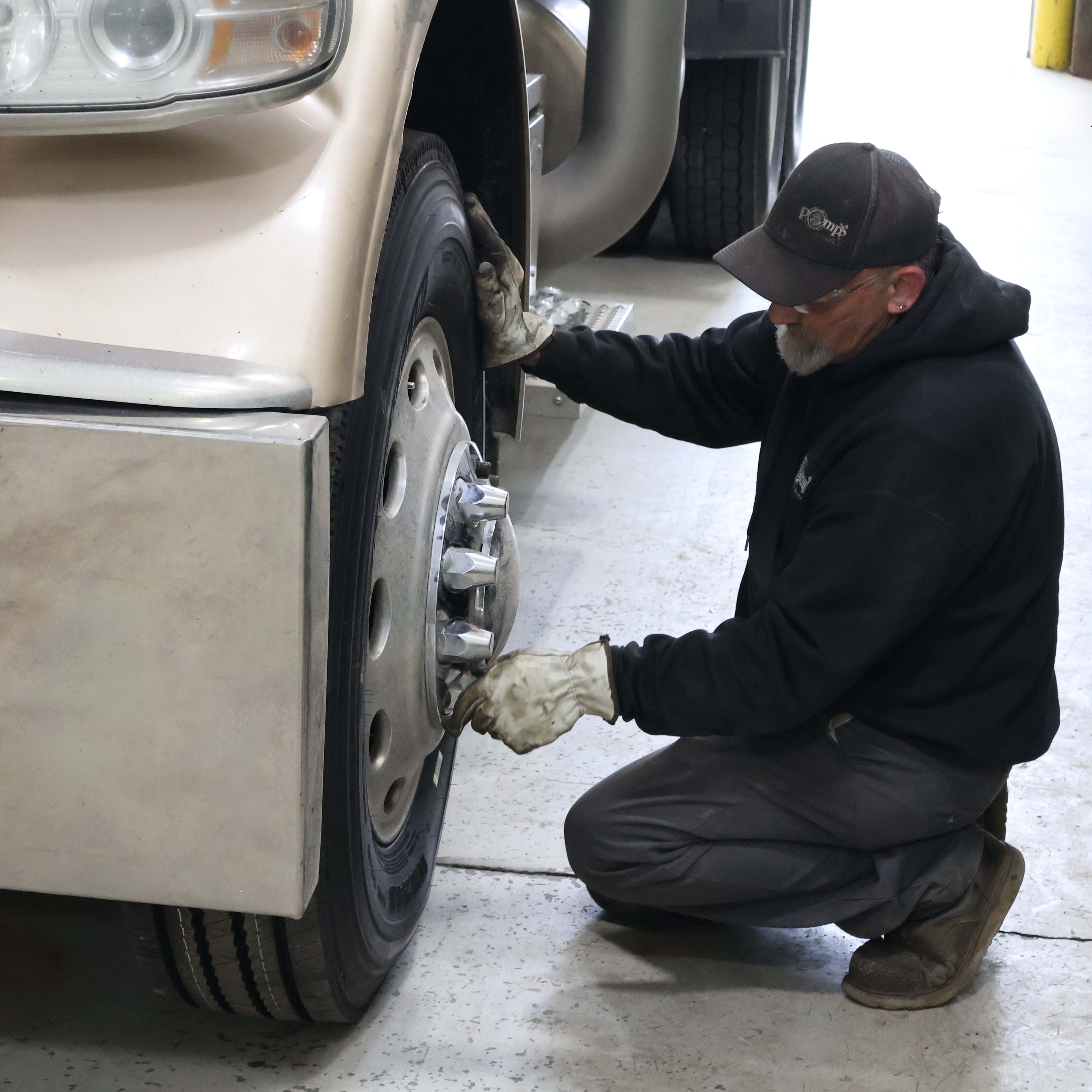 Semi Tire Change