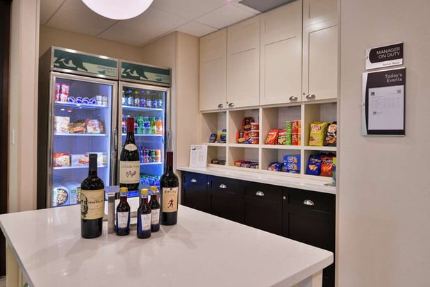 Images Homewood Suites by Hilton Des Moines Airport