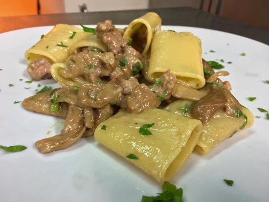 Images Albergo Trattoria AL TAJ
