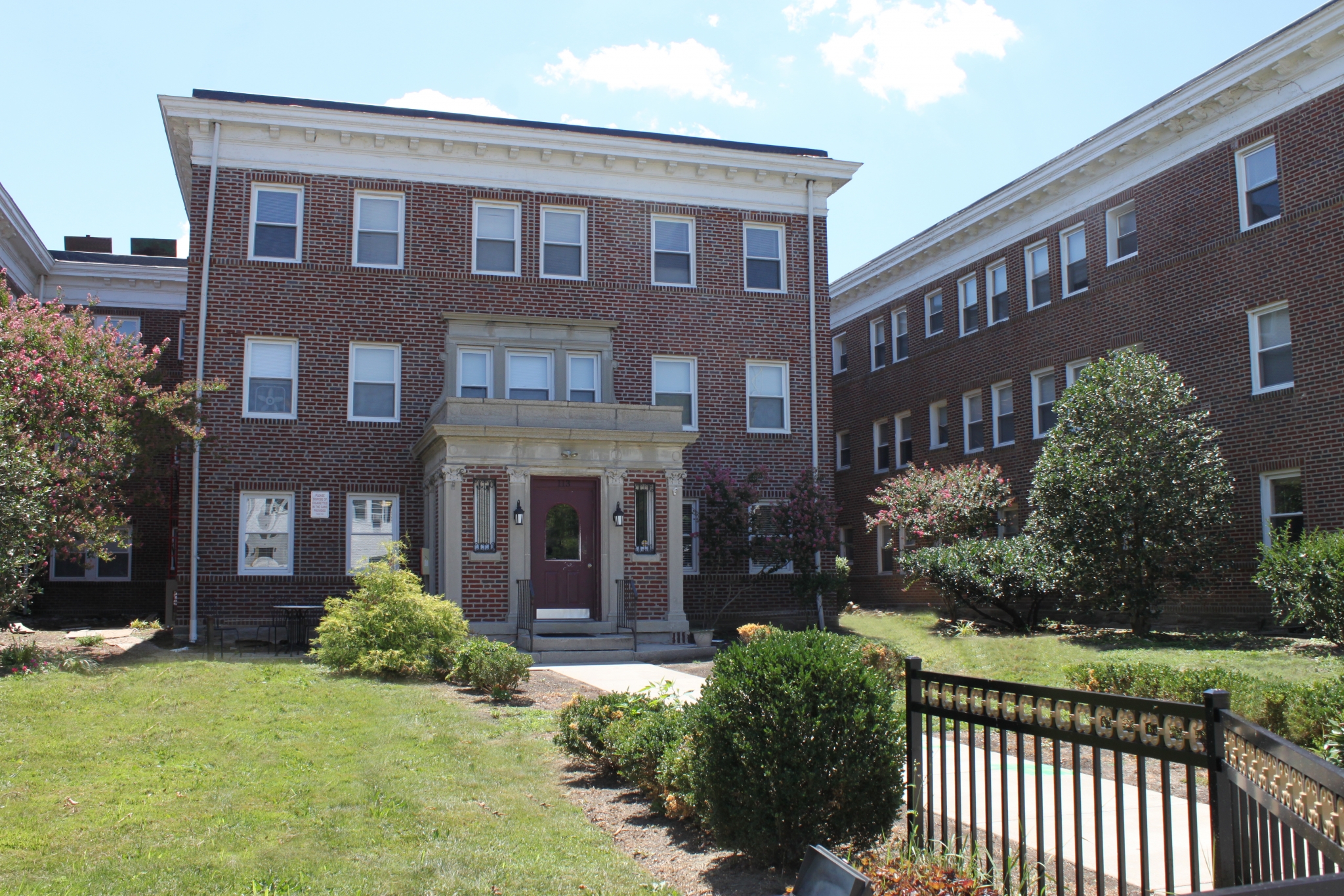 Suburban Court Apartments, Ardmore Pennsylvania (PA) - LocalDatabase.com