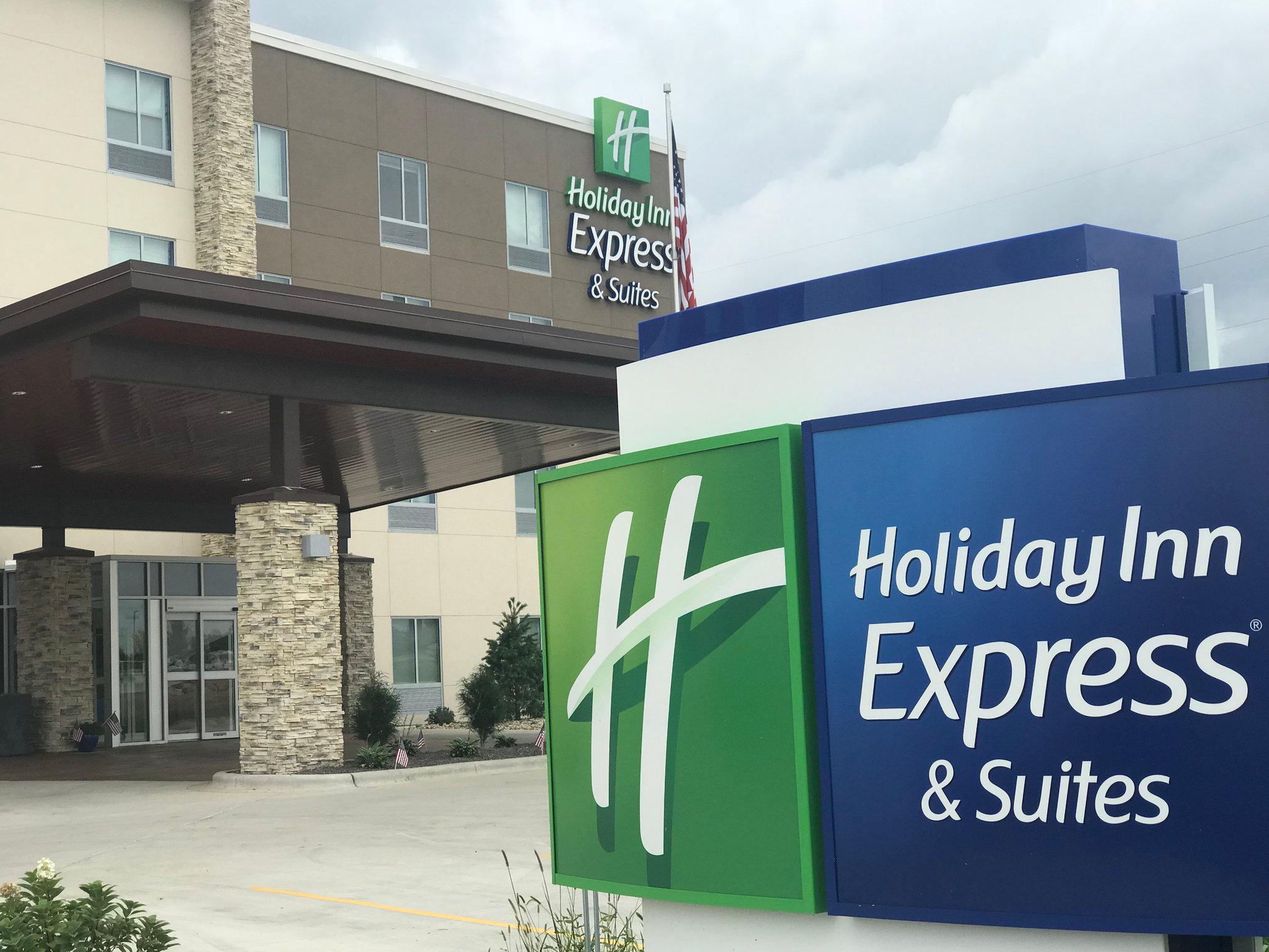 Holiday Inn Express & Suites Hannibal - Medical Center by IHG