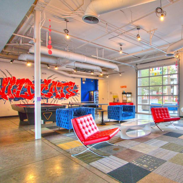 Images Seasons Apartments