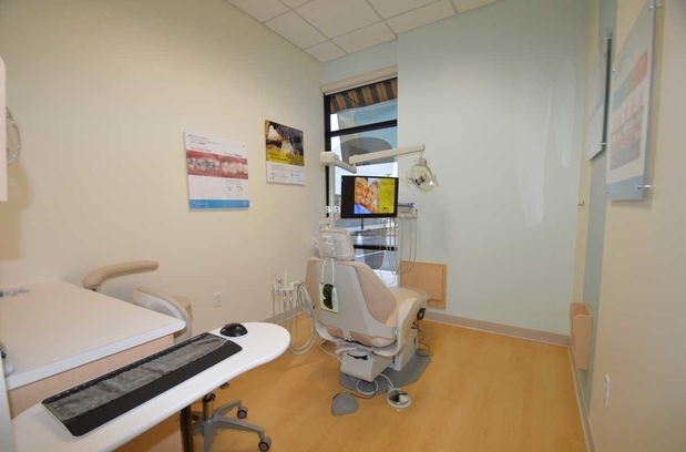 Images Alameda Landing Dentistry