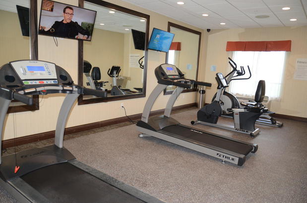 Images Holiday Inn Express Cheektowaga North East by IHG