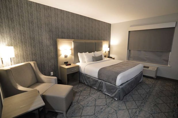 Images Best Western Plus Executive Residency Oklahoma City I-35