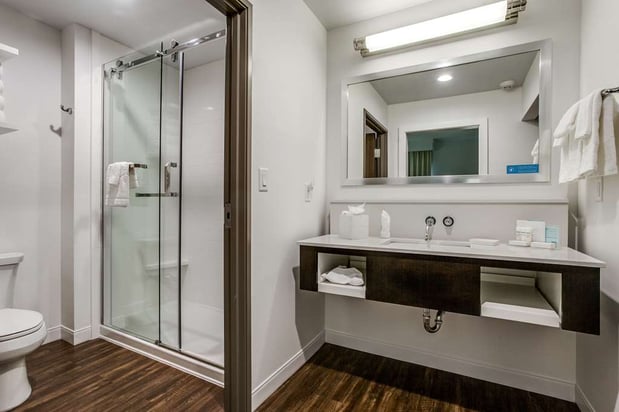 Images Hampton Inn & Suites North Dallas Central Expy