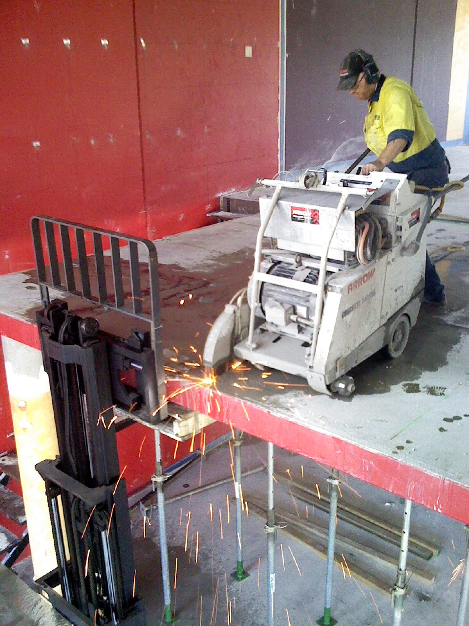 Images Arrow Concrete Cutting