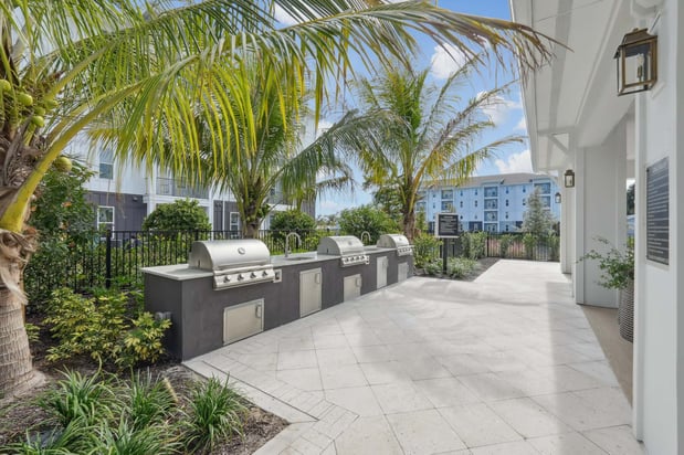 Images Alton LakeHouse