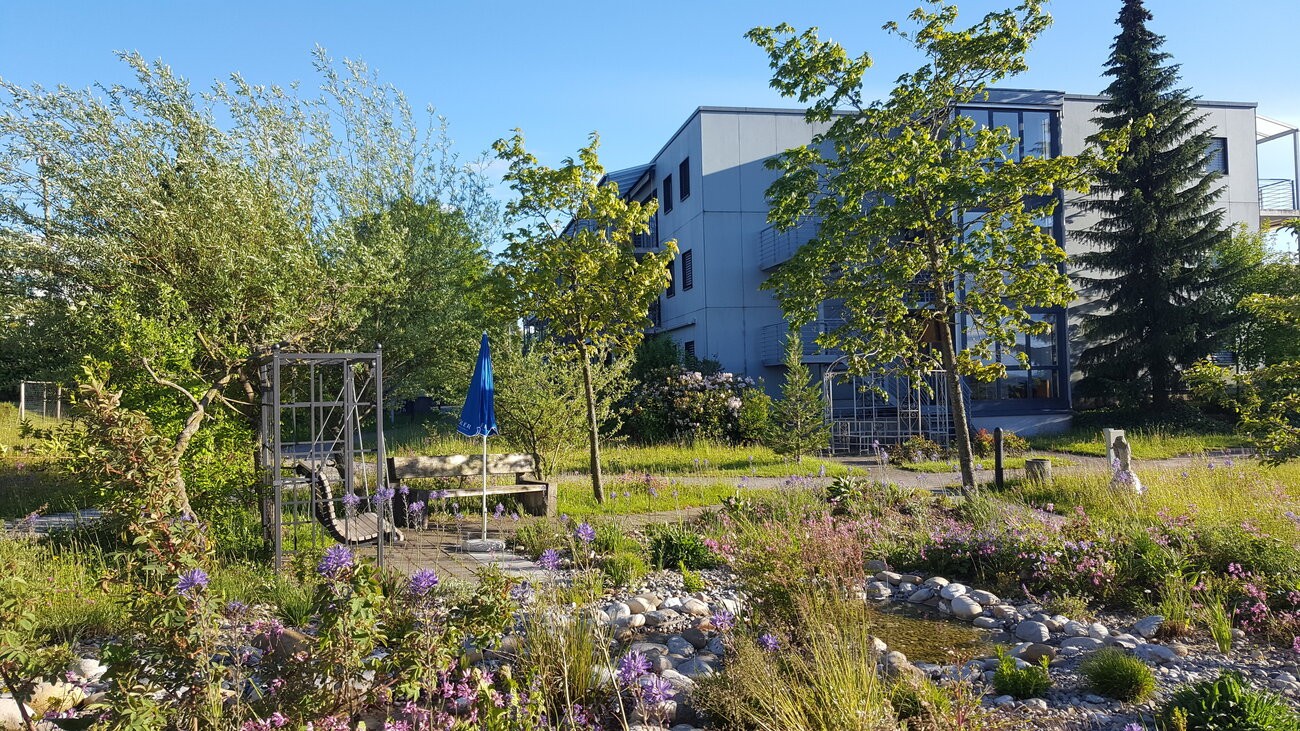 Falkenstein Asana AG | Residenz für Wohnen und Pflege, Schwarzenbachstrasse 9 in Menziken