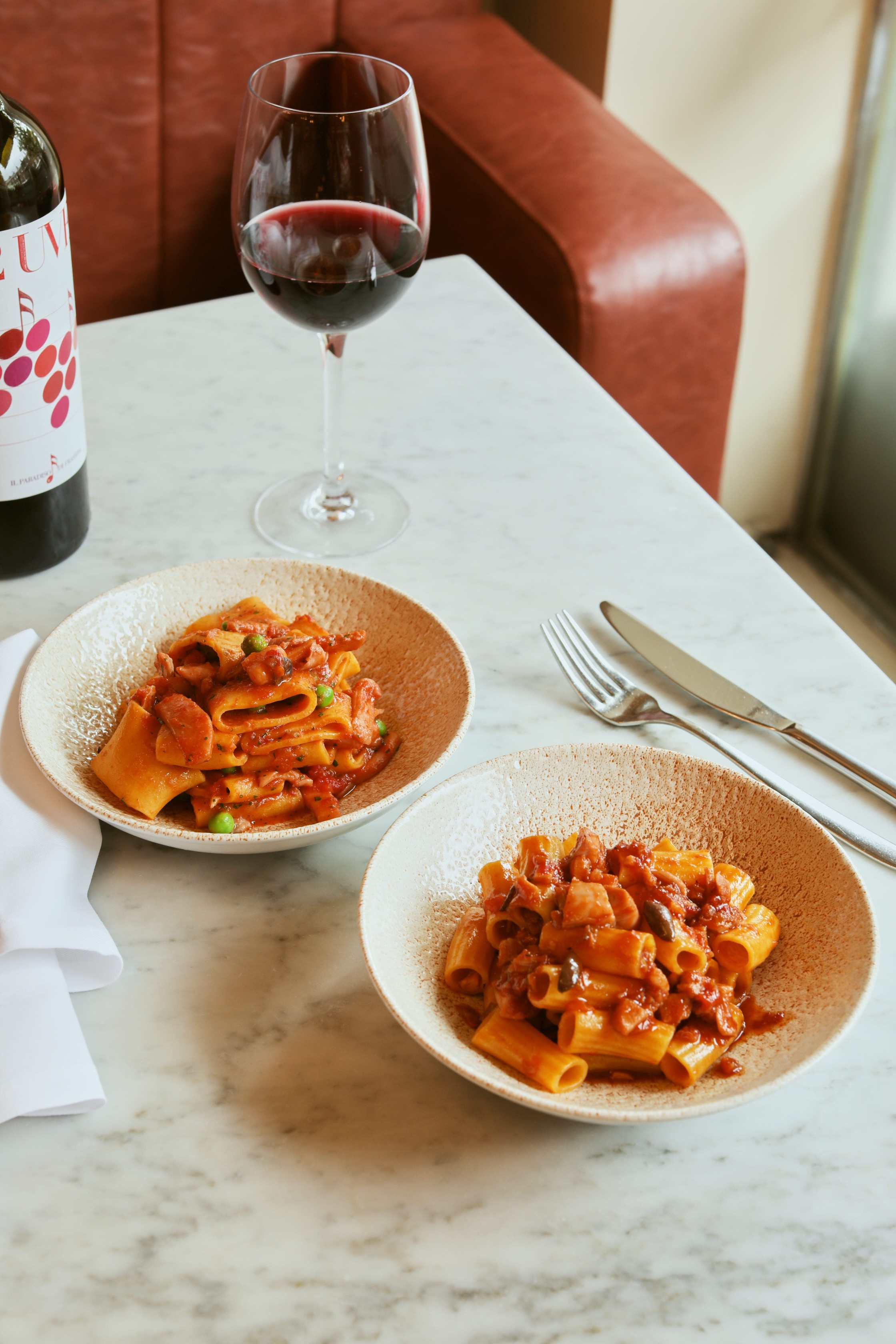 TOZI Restaurant & Bar, Victoria