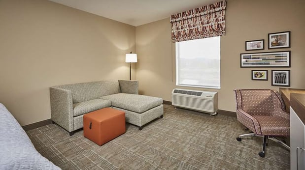 Images Hampton Inn & Suites Roseburg