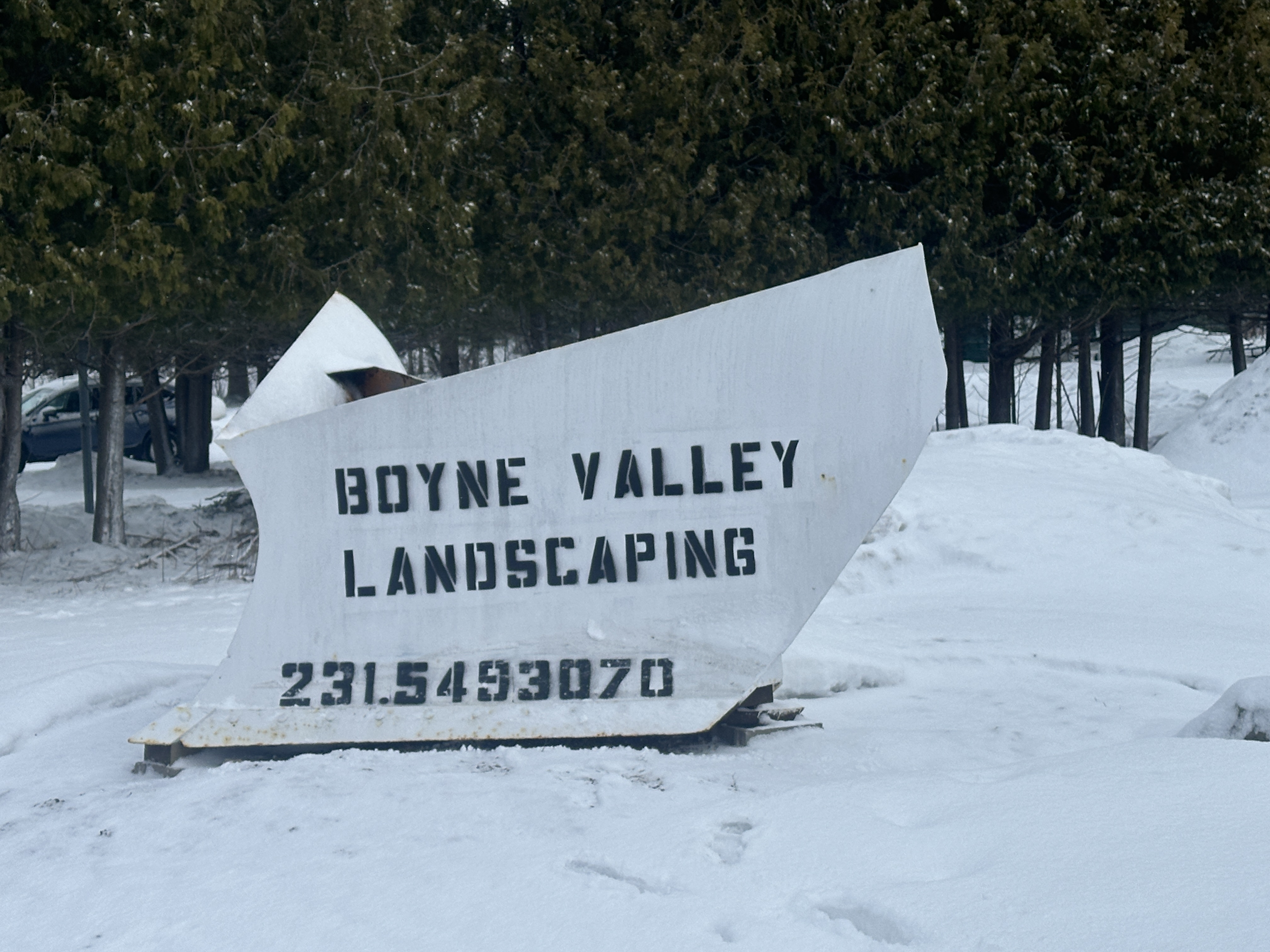 Boyne Valley Landscaping Inc Logo