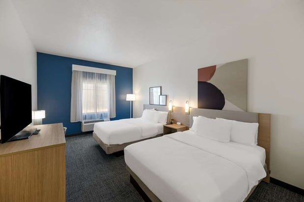 Images Spark by Hilton Midland South