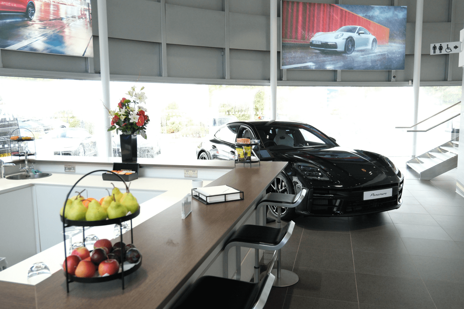 Images Porsche Centre Silverstone