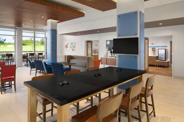 Images Holiday Inn Express & Suites Duluth North - Miller Hill by IHG