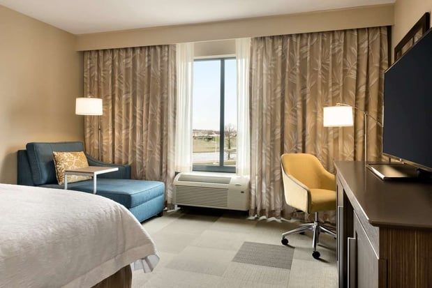 Images Hampton Inn & Suites Monroe