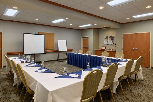 Images Hampton Inn & Suites Providence/Smithfield
