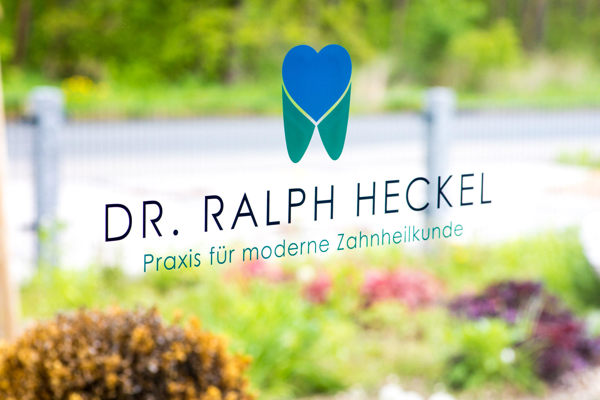 Dr. Ralph Heckel, die Zahnarztpraxis in Röttenbach bei Erlangen - Das Logo