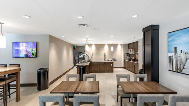 Images Staybridge Suites Naples - Marco Island by IHG