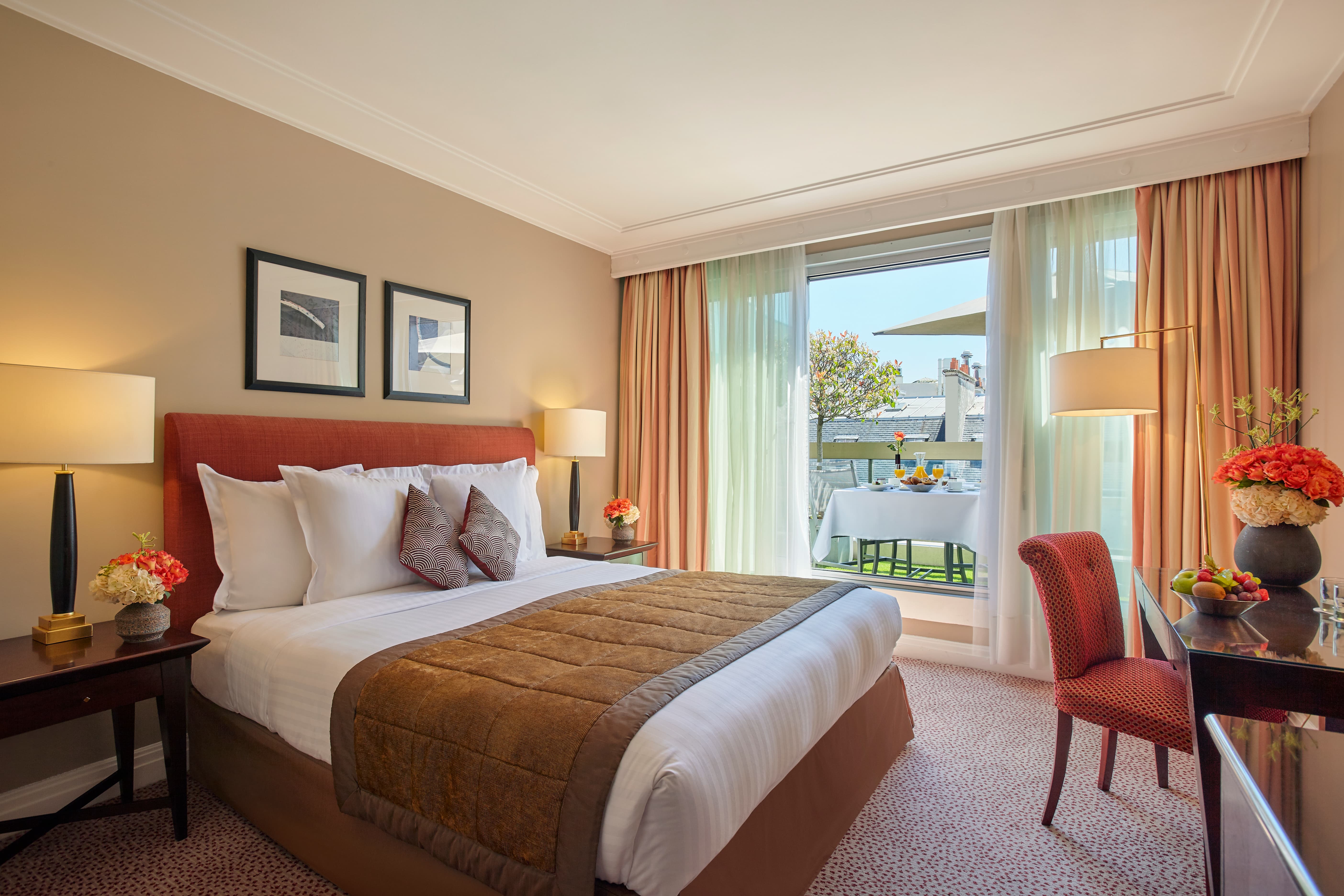 Warwick Paris
