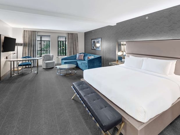 Images Tulsa Club Hotel, Curio Collection by Hilton