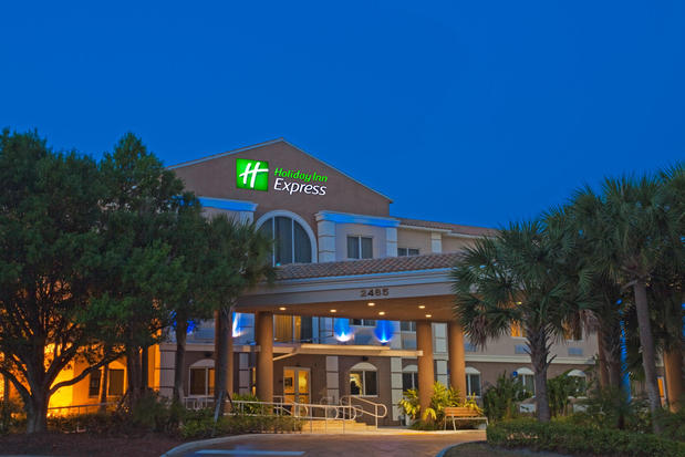 Images Holiday Inn Express West Palm Beach Metrocentre by IHG