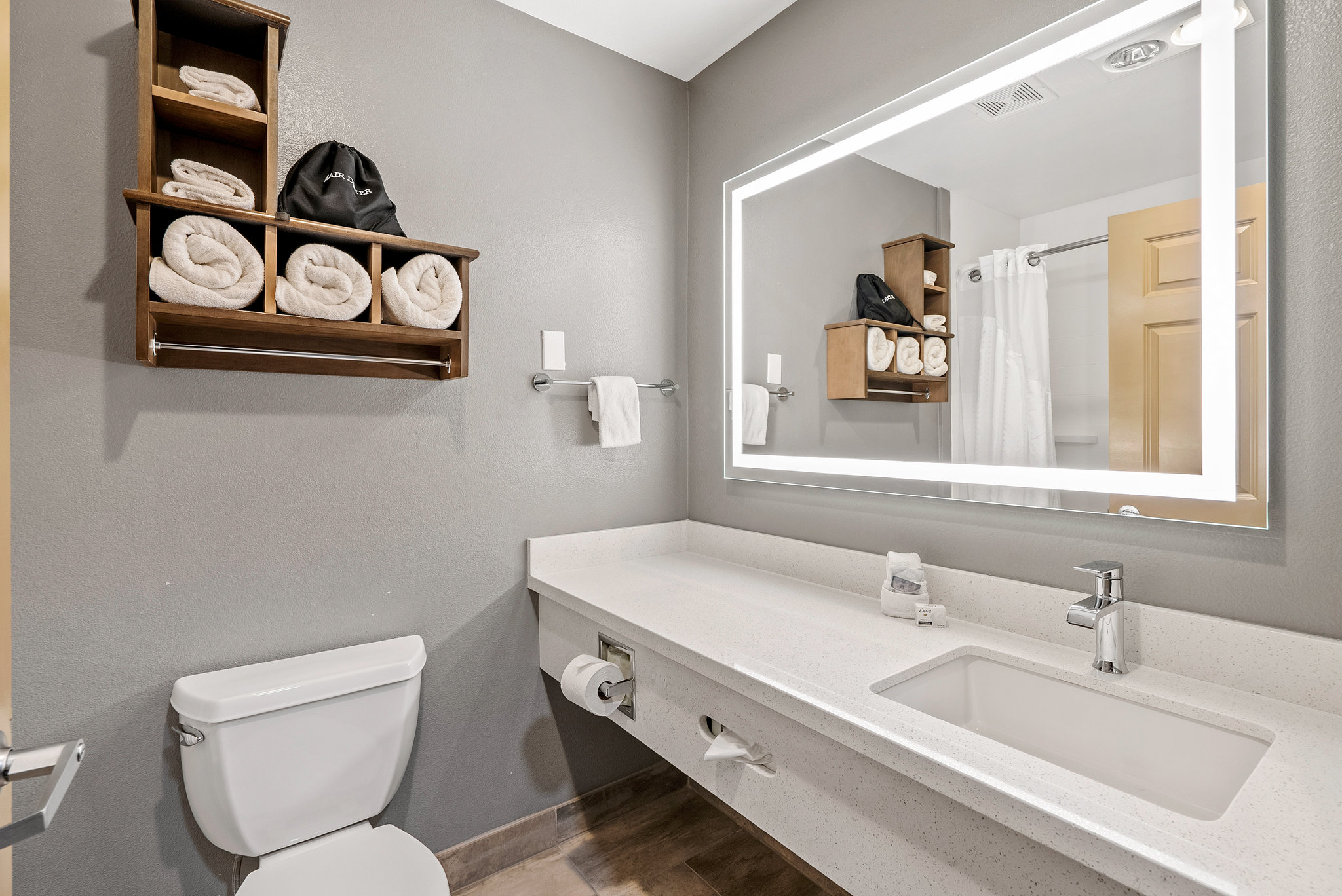 Holiday Inn Express & Suites Paso Robles by IHG Image