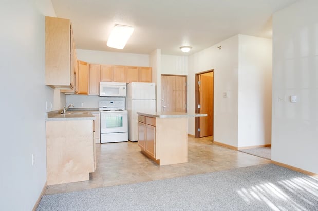 Images Lakestone Apartments