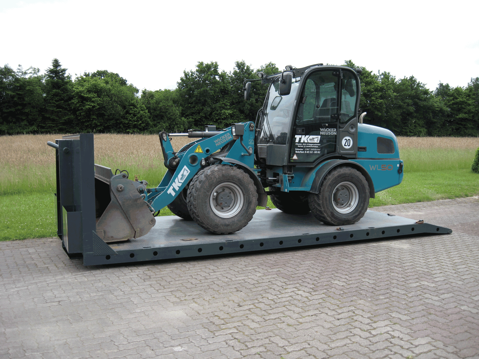 Thomas Käselau Containerdienst, Schloßstr. 55 in Tremsbüttel