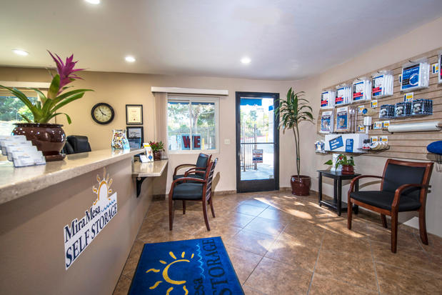 Images Mira Mesa Self Storage