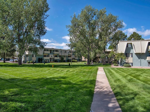 Images Advenir at Cherry Creek North