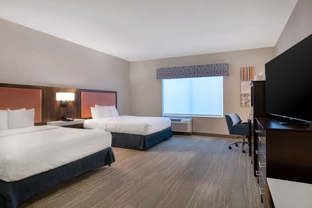 Images Hampton Inn & Suites Harvey/New Orleans West Bank