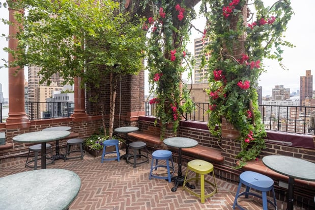 Images Artie's Backroom & Rooftop