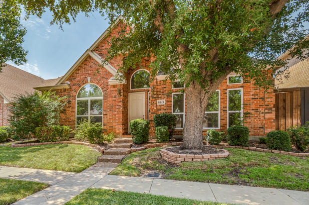 Images Marcus Ku, Dallas Realtor