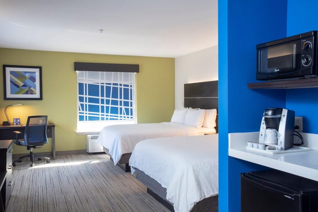 Images Holiday Inn Express & Suites Chester-Monroe-Goshen by IHG