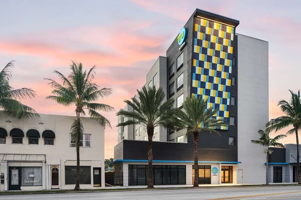 Images Tru by Hilton Ft. Lauderdale Airport
