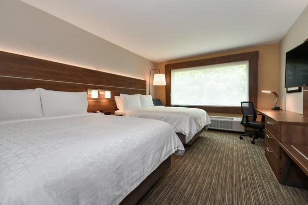 Images Holiday Inn Express & Suites Charlotte - Ballantyne, an IHG Hotel