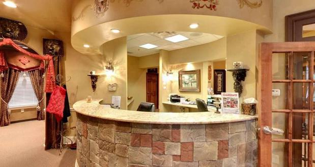 Images North Atlanta Center for Cosmetic & Implant Dentistry