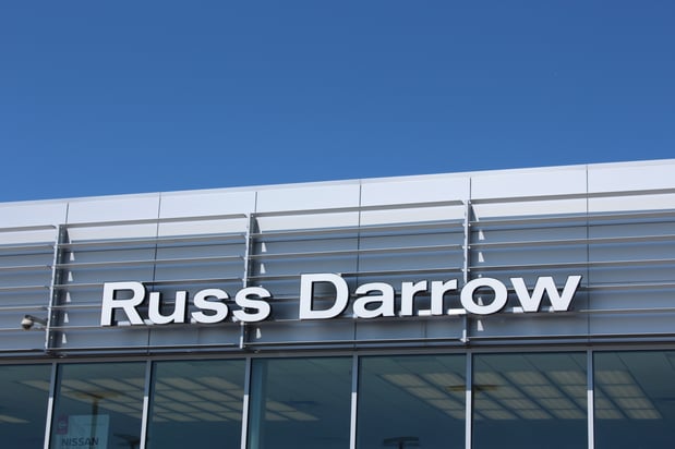 Images Russ Darrow Nissan of Milwaukee Service Center
