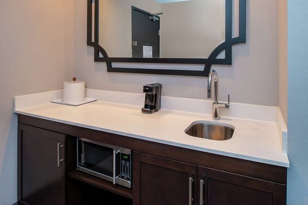 Images Hampton Inn & Suites Winston-Salem Downtown
