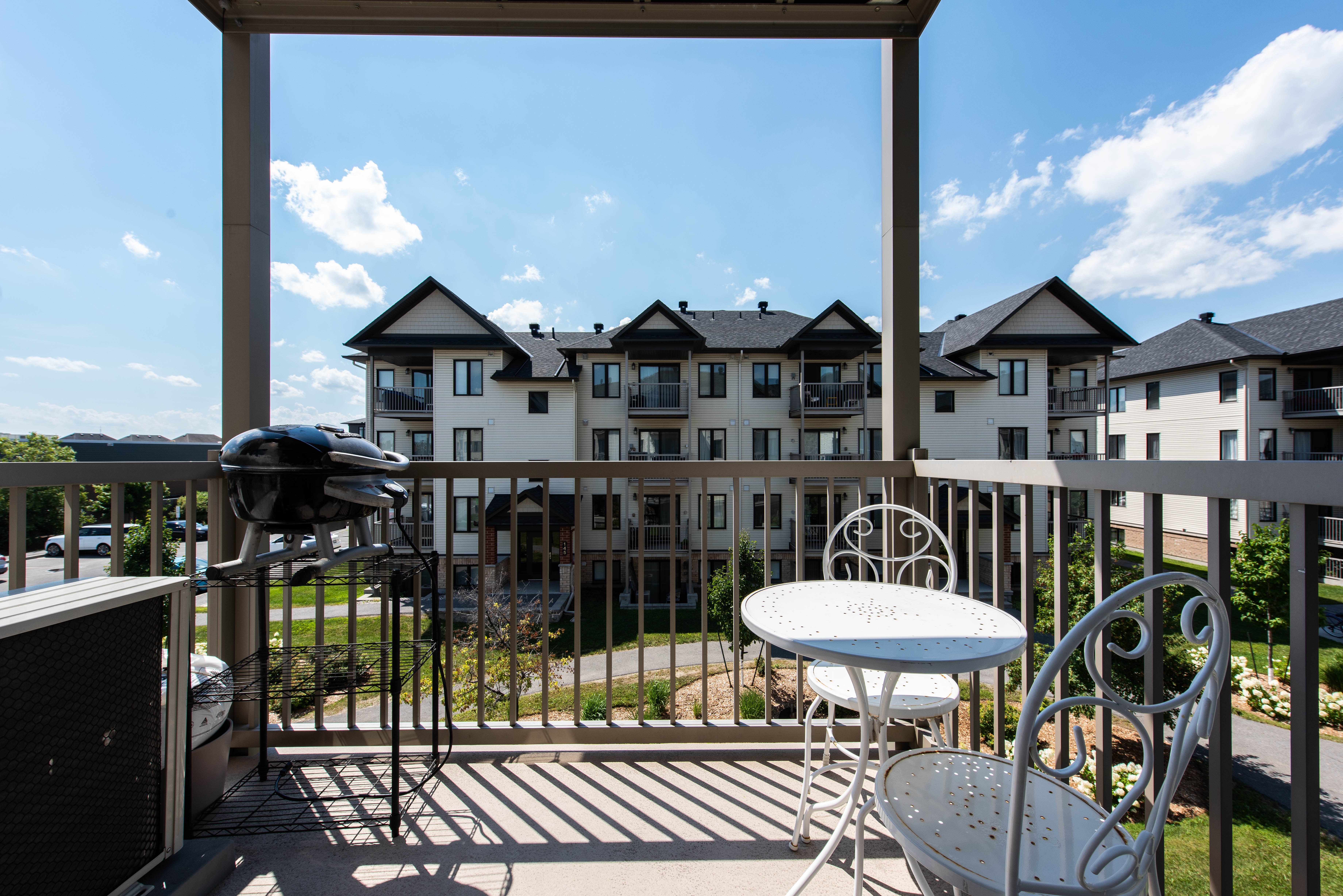 Images Leif Olson - Ottawa Real Estate Agent - Hamre Team RE/MAX Affiliates