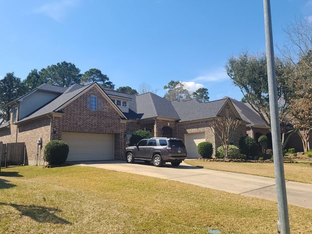 Images Madd Roofing & Generators