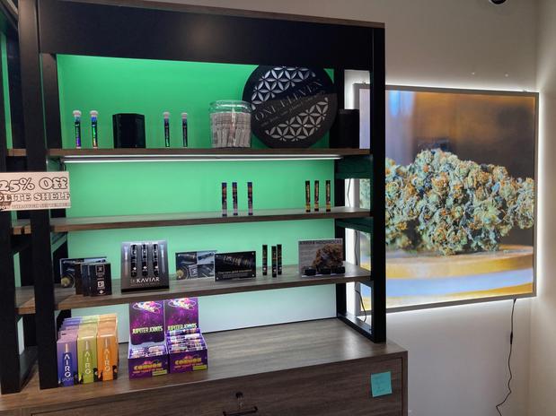 Images Star Buds Lakewood